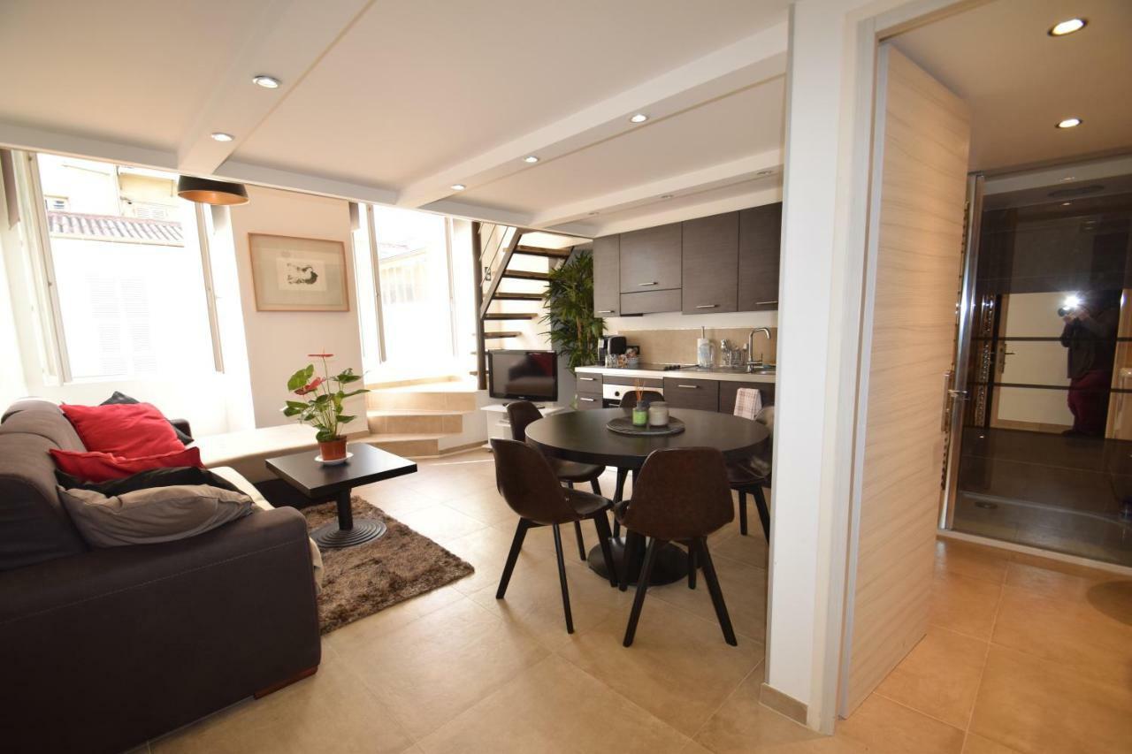 Perla Duplex - No Better Location In Ницца Экстерьер фото